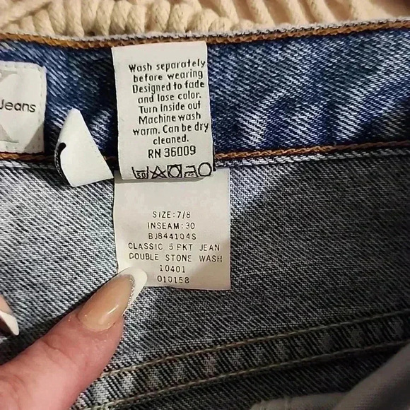 Vintage 1990's Calvin Klein Lightwash High Rise Straight Leg Mom Jeans - Picture 6 of 7